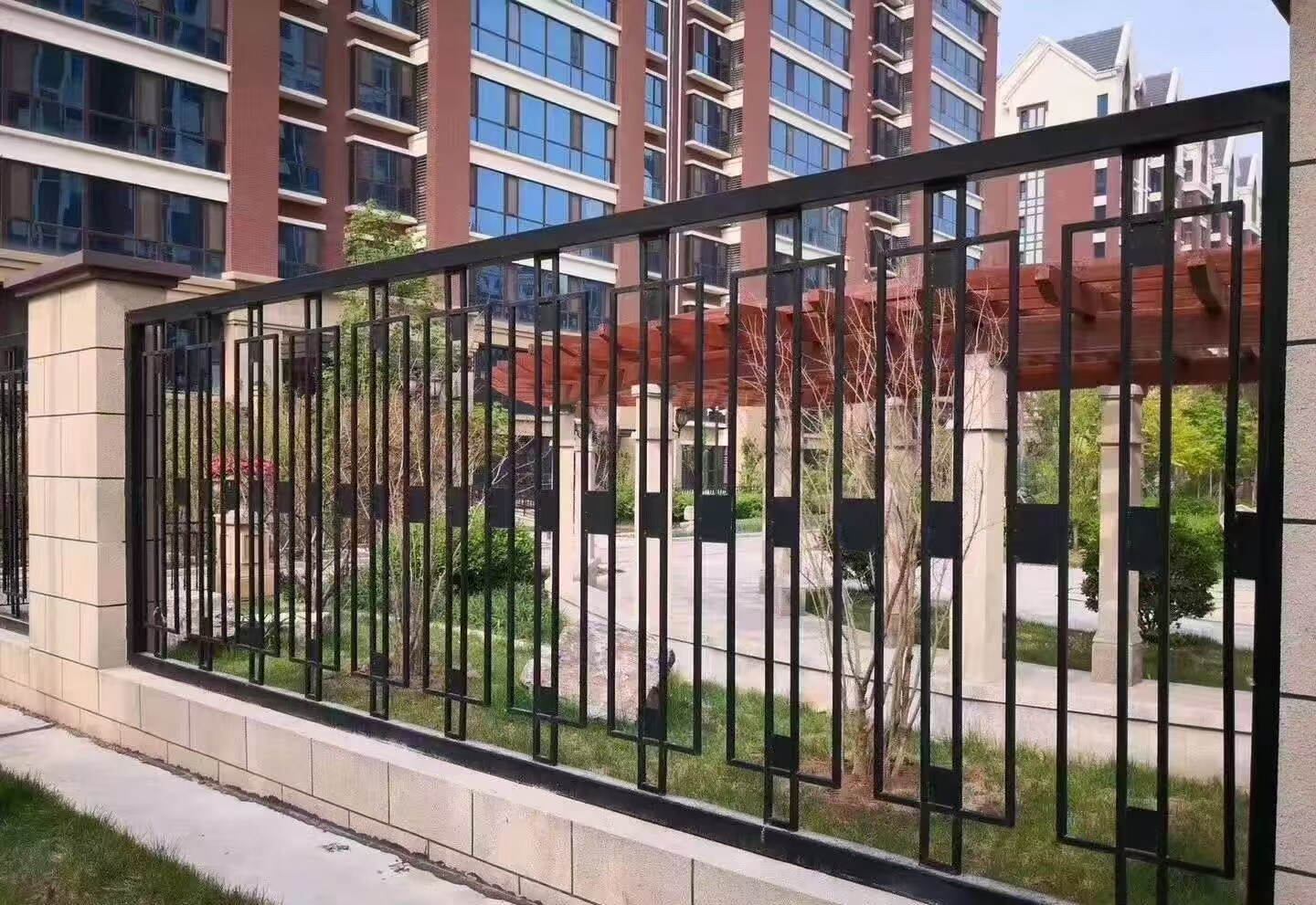Circle Pattern Ornamental Steel Fence - Steel steel fence circle for industrial commercial residential