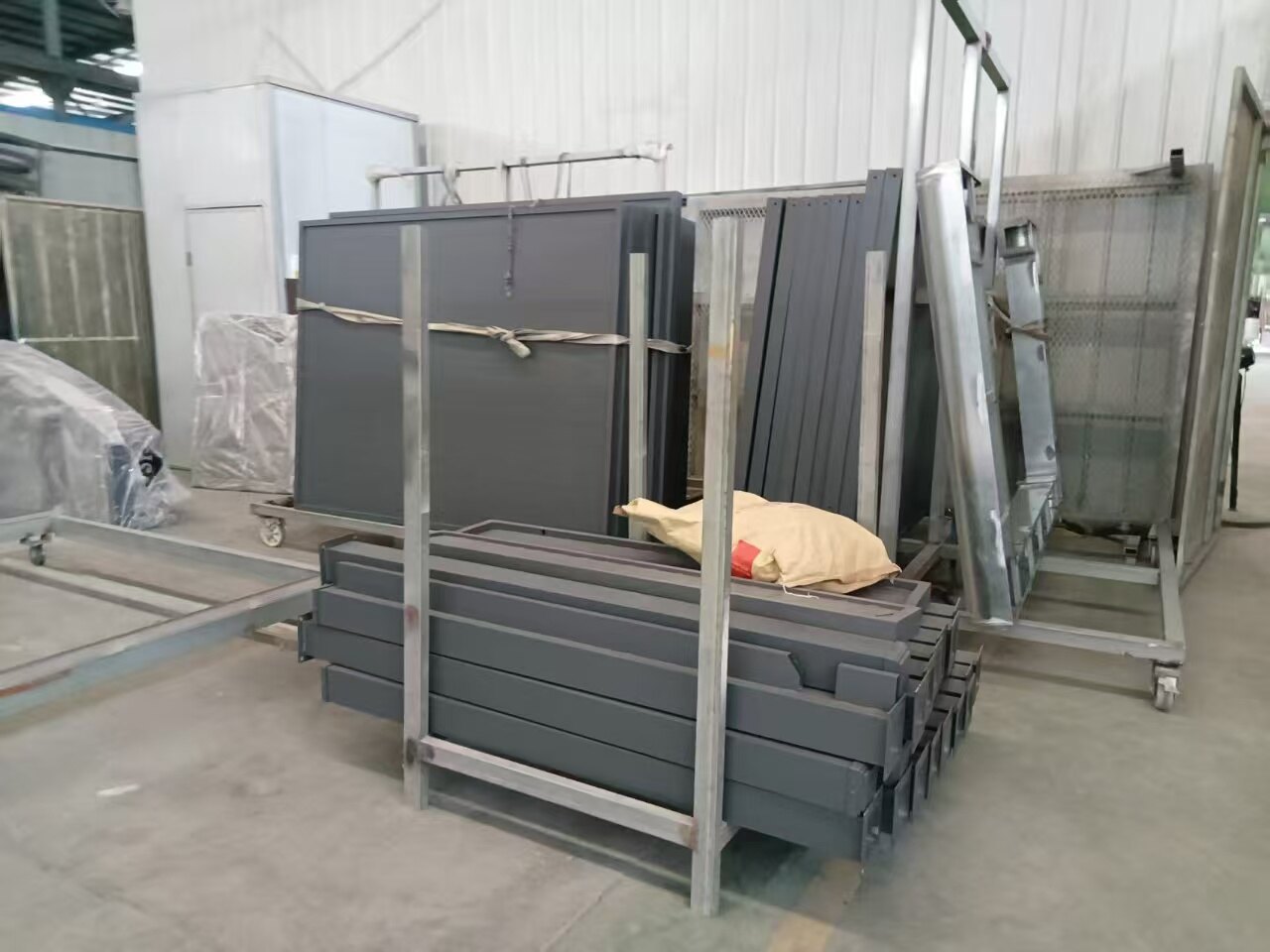 aluminum profile finishing process - image 56