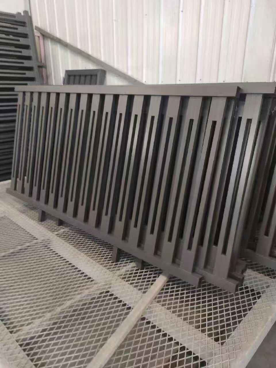 aluminum profile finishing process - image 39