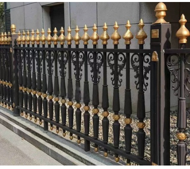 Commercial Fences - Durable aluminum commercial fence for residential and commercial fencing