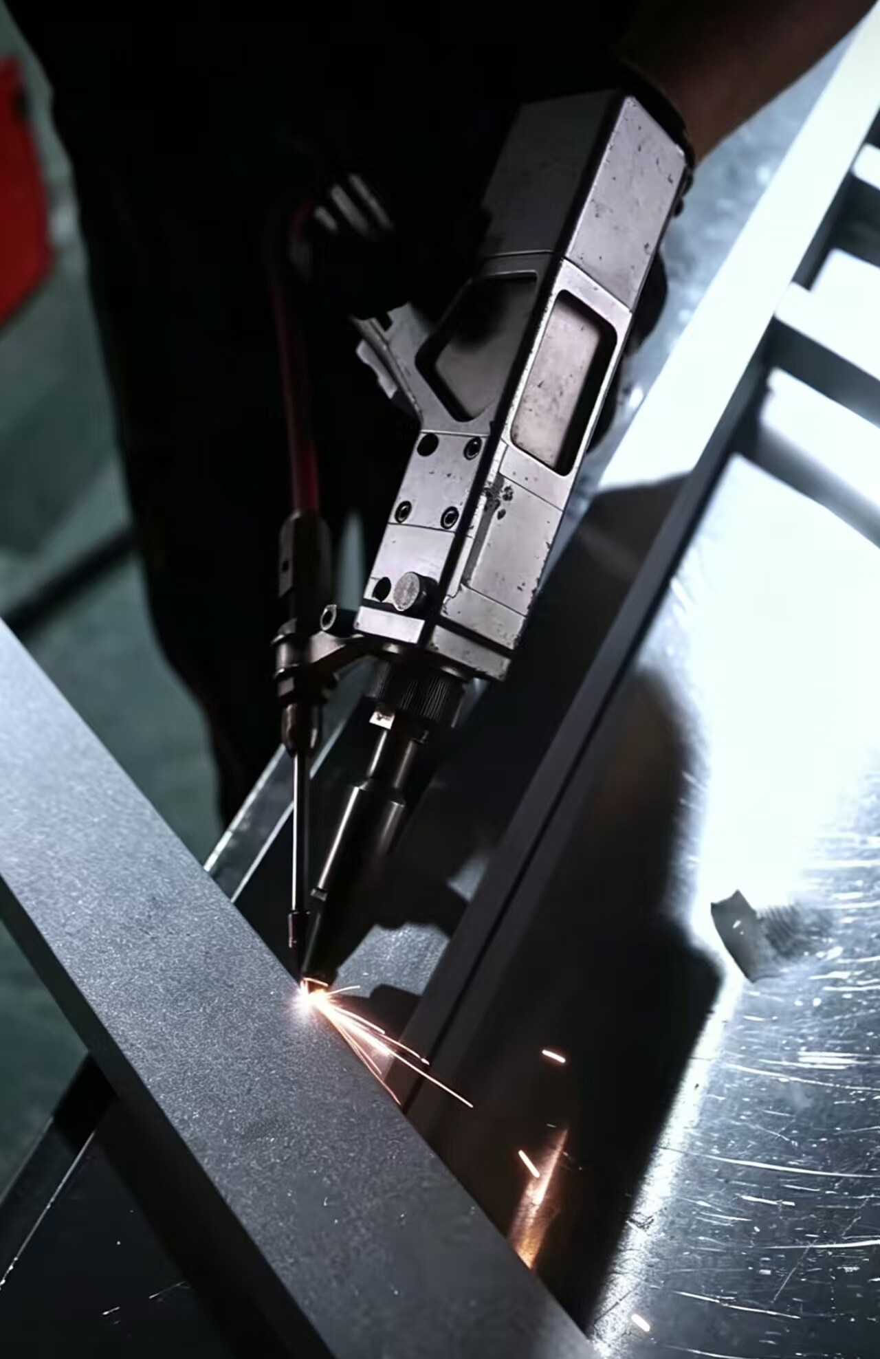 aluminum profile welding process - image 1
