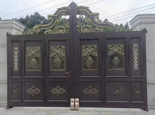 Motorized Double Swing Gates - Custom aluminum motorized gate for residential and commercial properties