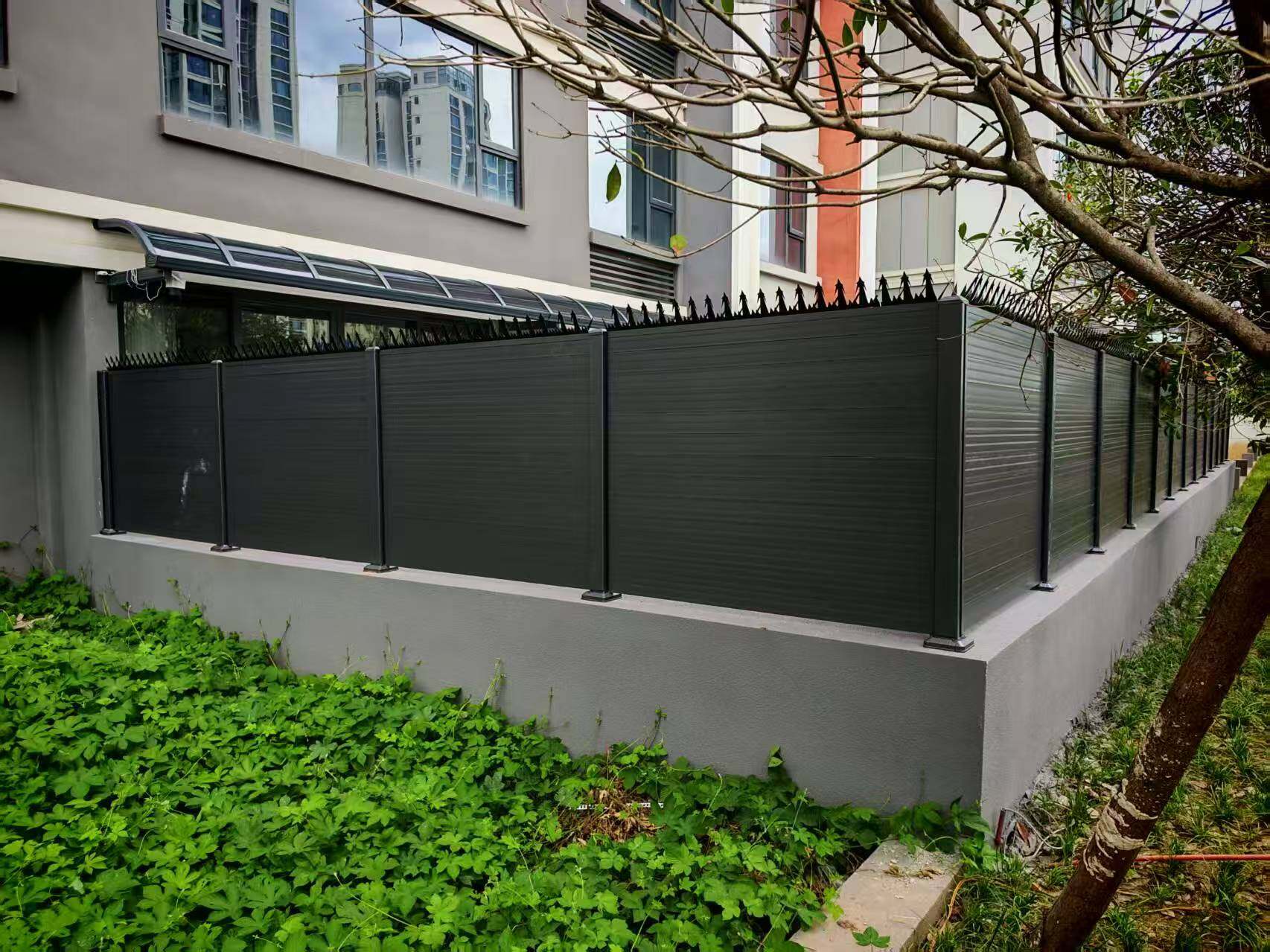Modular aluminum fence panel 14 - Pre-assembled fencing with easy installation