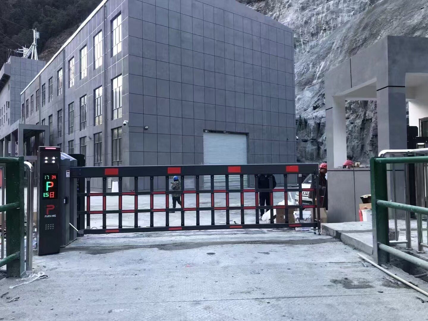 Residential Barrier Gate Type 2 - Electric barrier gate type2 for factory residential commercial