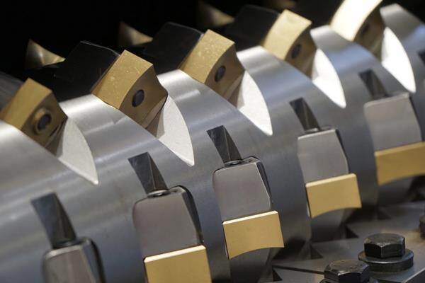 Why Choose Tungsten Carbide Shredder Blades? The Ultimate Solution for Heavy-Duty Shredding Applicat