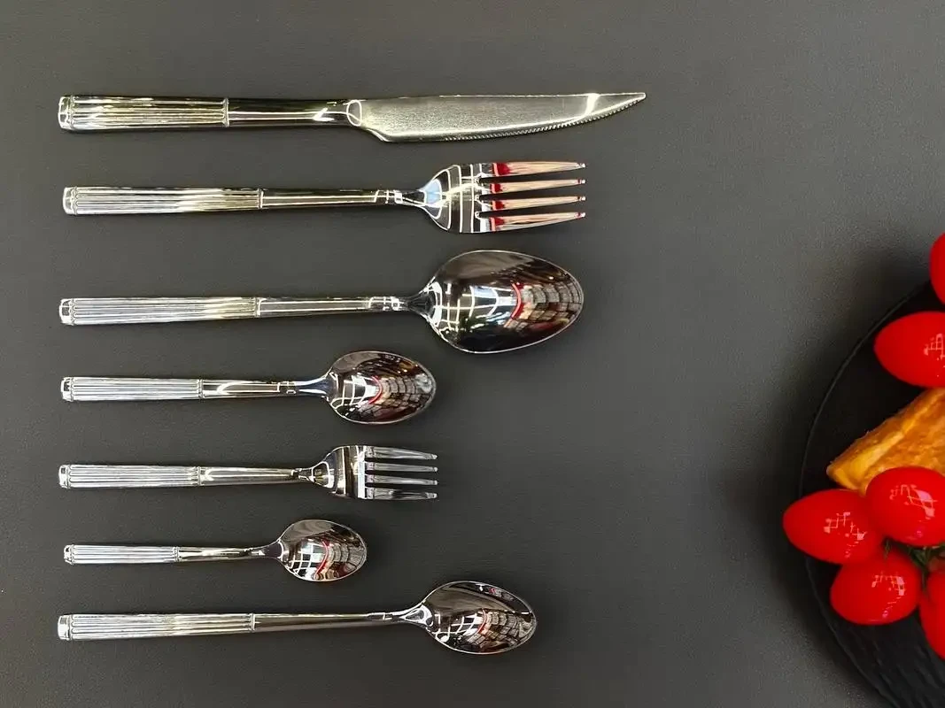 Square Handle - Fluted|Silver