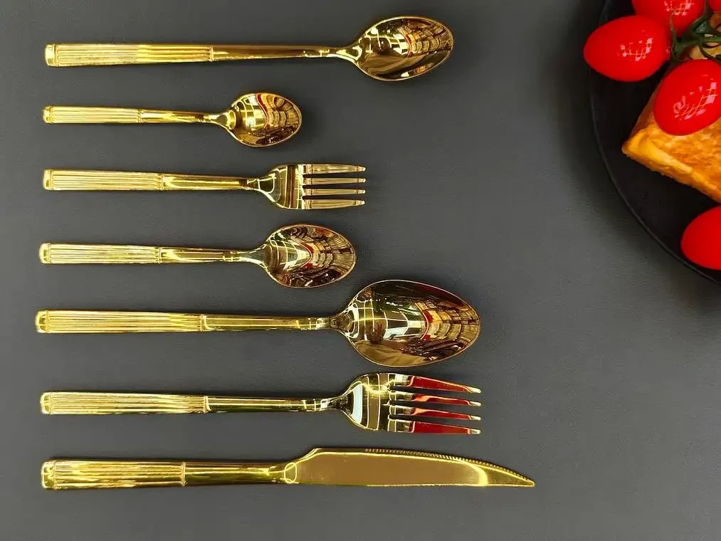 Square Handle - Fluted|Gold