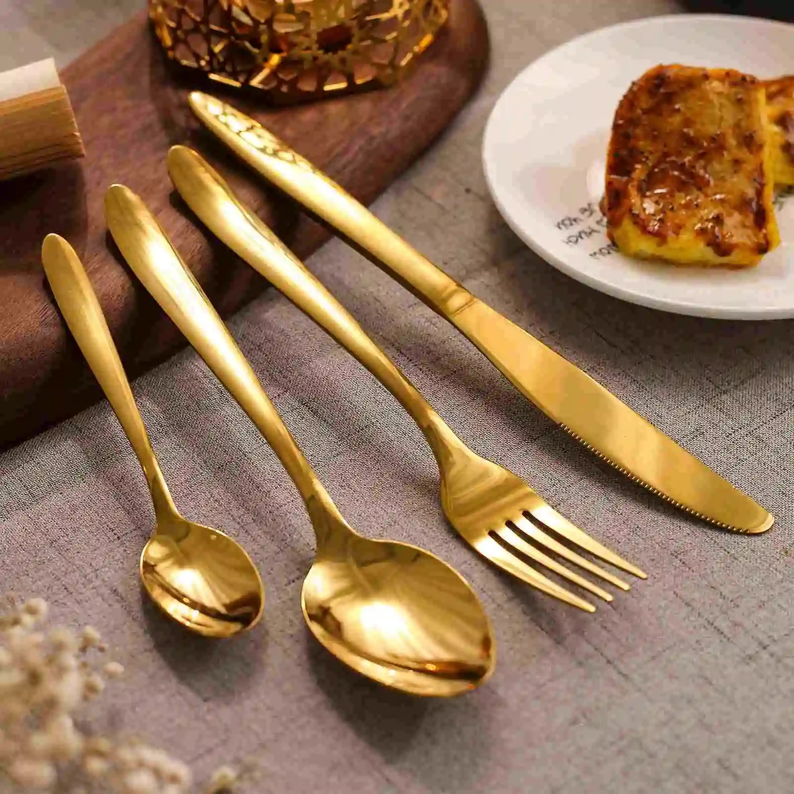 Smooth Oval|Gold