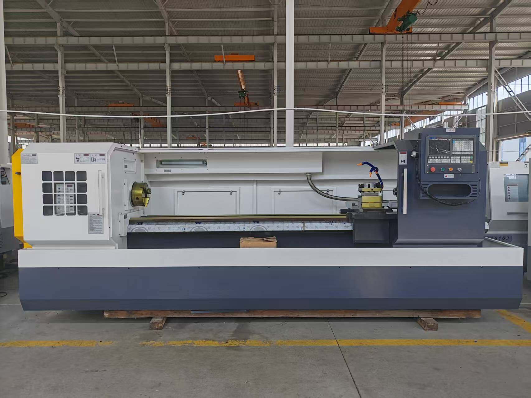 Heavy Duty CNC Lathe CK61100