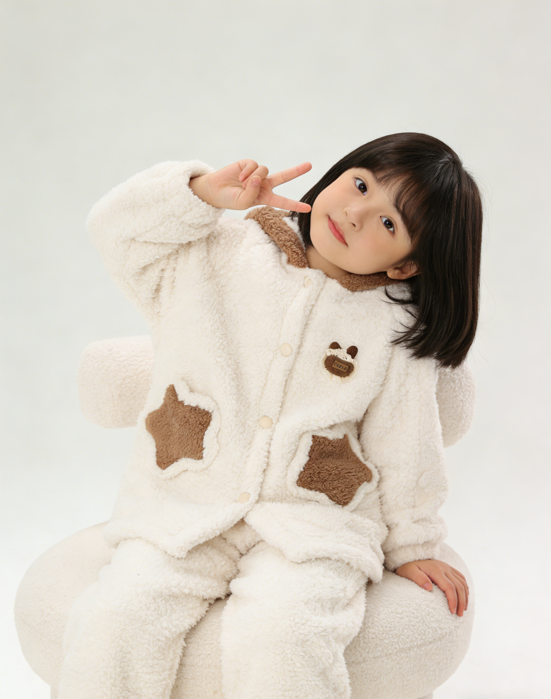 女童奶白星星小熊珊瑚绒家居服套装