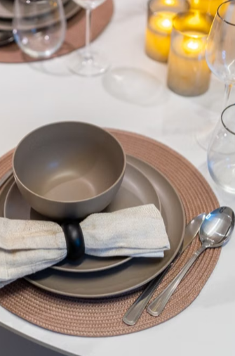 Dinnerware Set