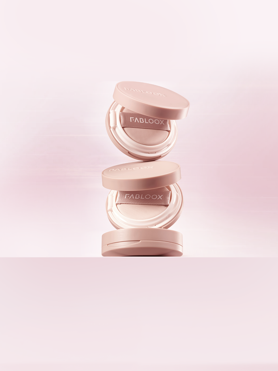 Lightly pat on the makeup leaving it smooth and flawless
