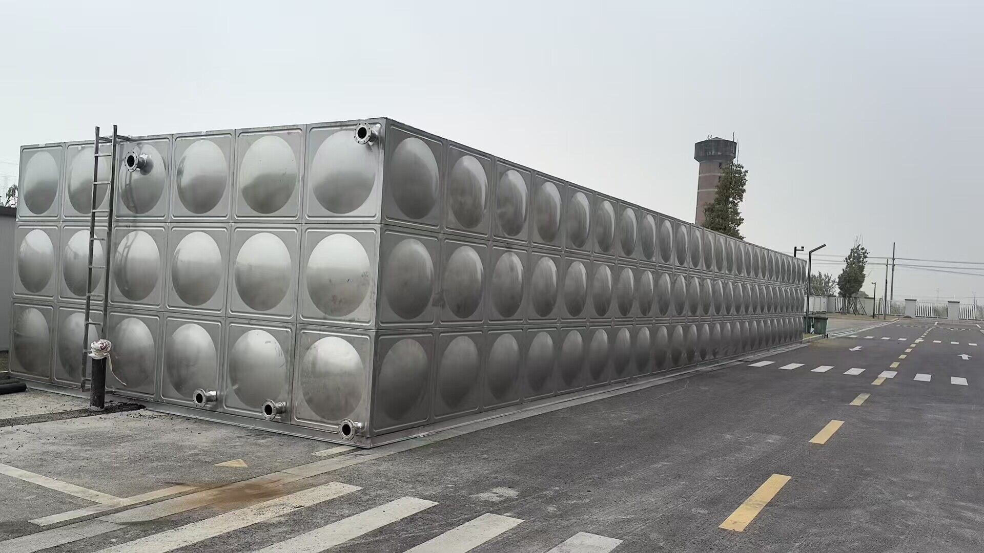南通某化工园区300立方水箱