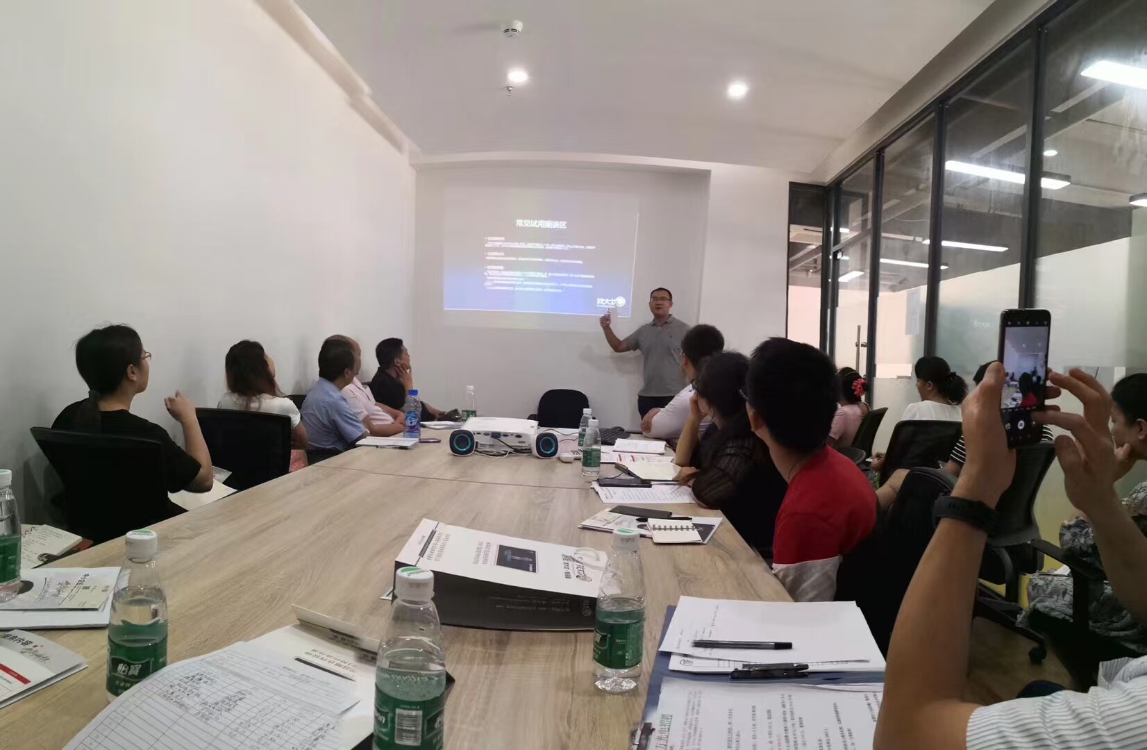 Legal Training for Enterprises at Shenzhen Nanshan Industrial Park