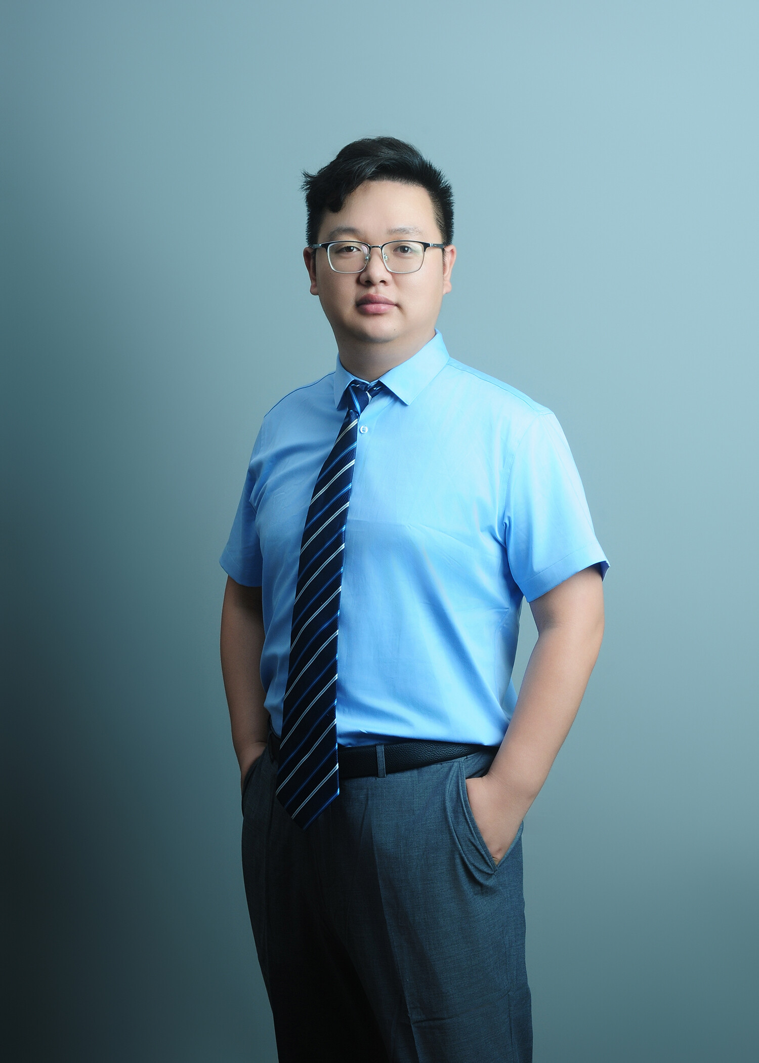 李乐伊