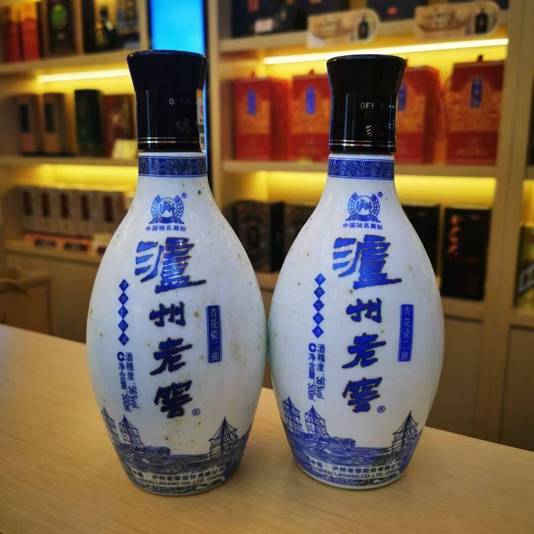 Luzhou Laojiao Blue Porcelain Erqu 500ml In-store Photo
