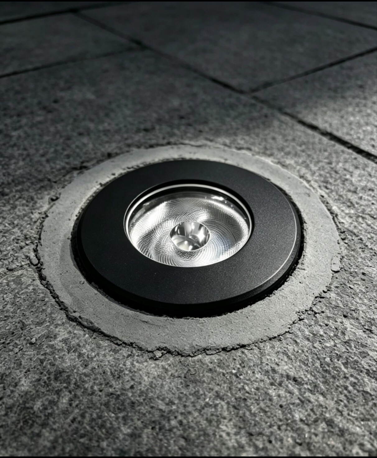 Black Inground Light