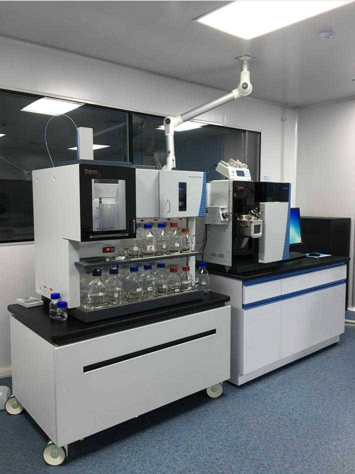 Medical University Laboratory Renovation - View 2