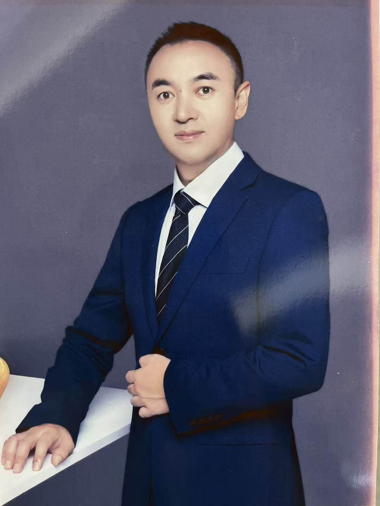 王兴涛 - 四级律师