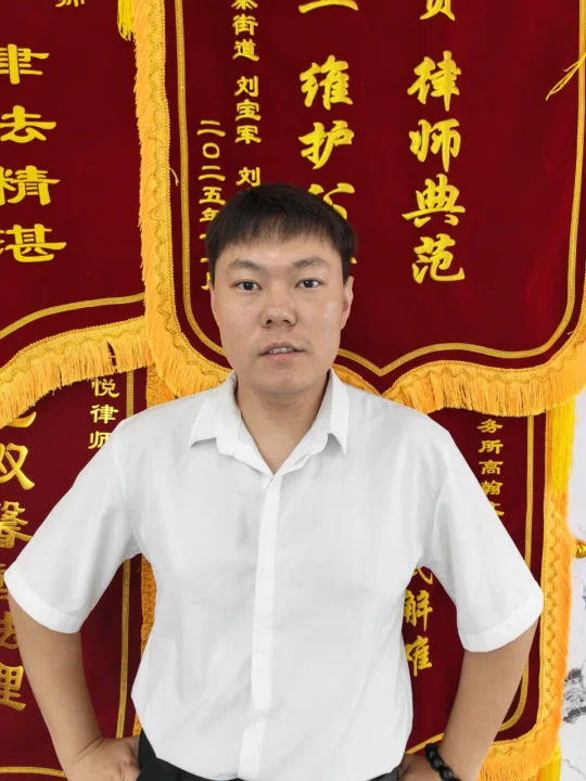 曹扬 - 高级律师