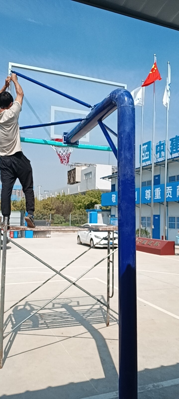 武汉皕利体育篮球架厂家工厂实拍
