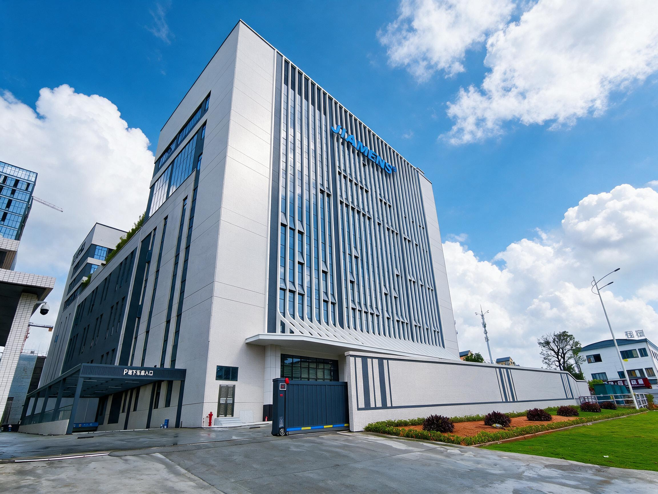 广州佳盟子机床总部案例|金属装饰板+办公隔断分区配置