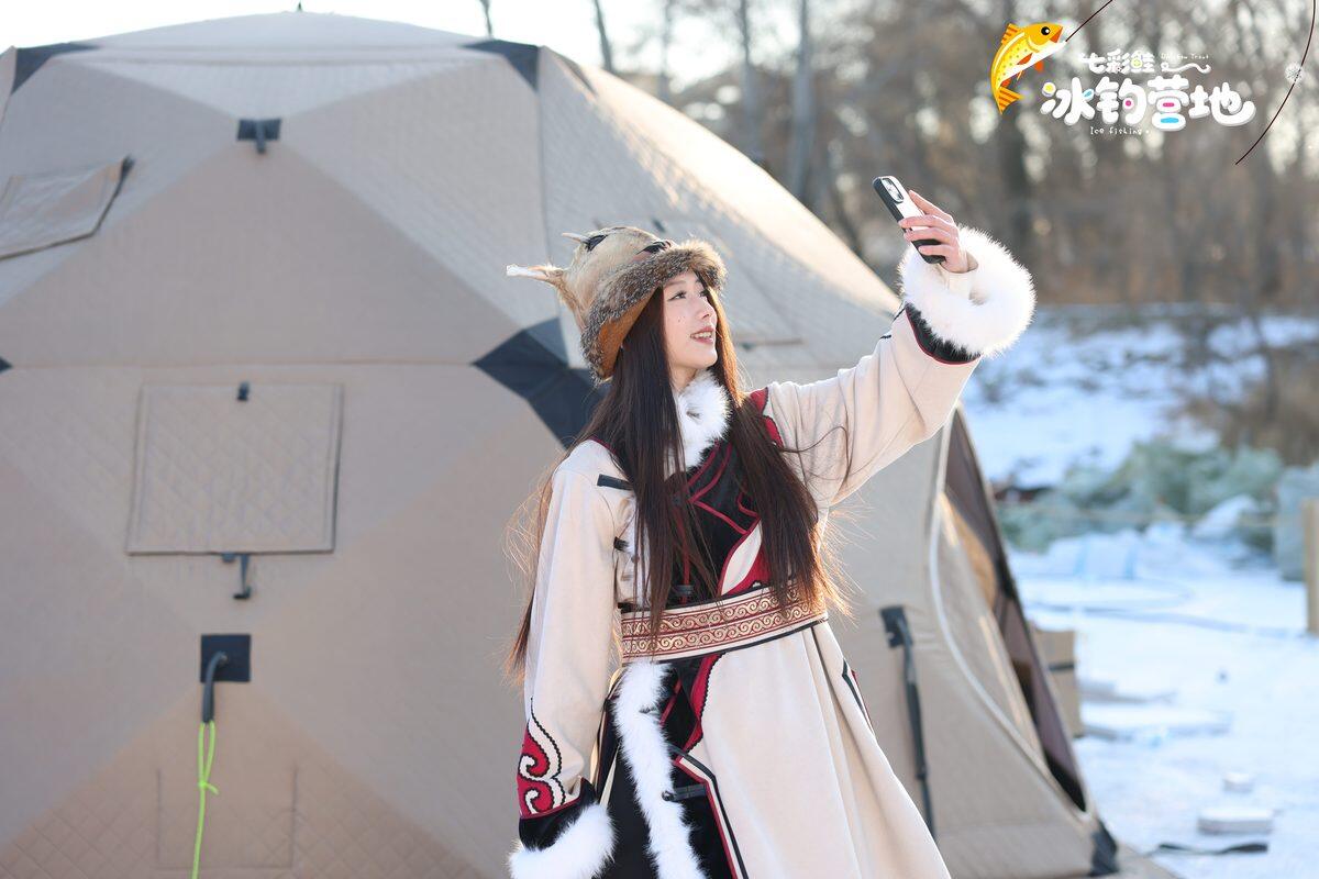 Ethnic Attire Travel Photography · Snowy Scenery Portraits