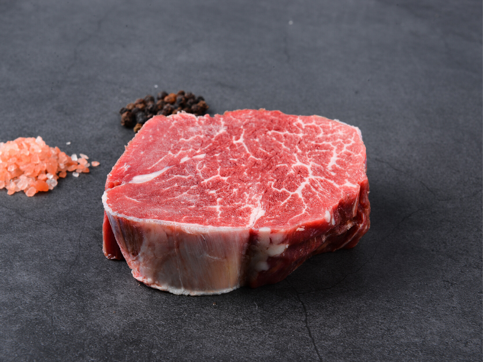 Australian M3 Whole-Cut Tenderloin Steak
