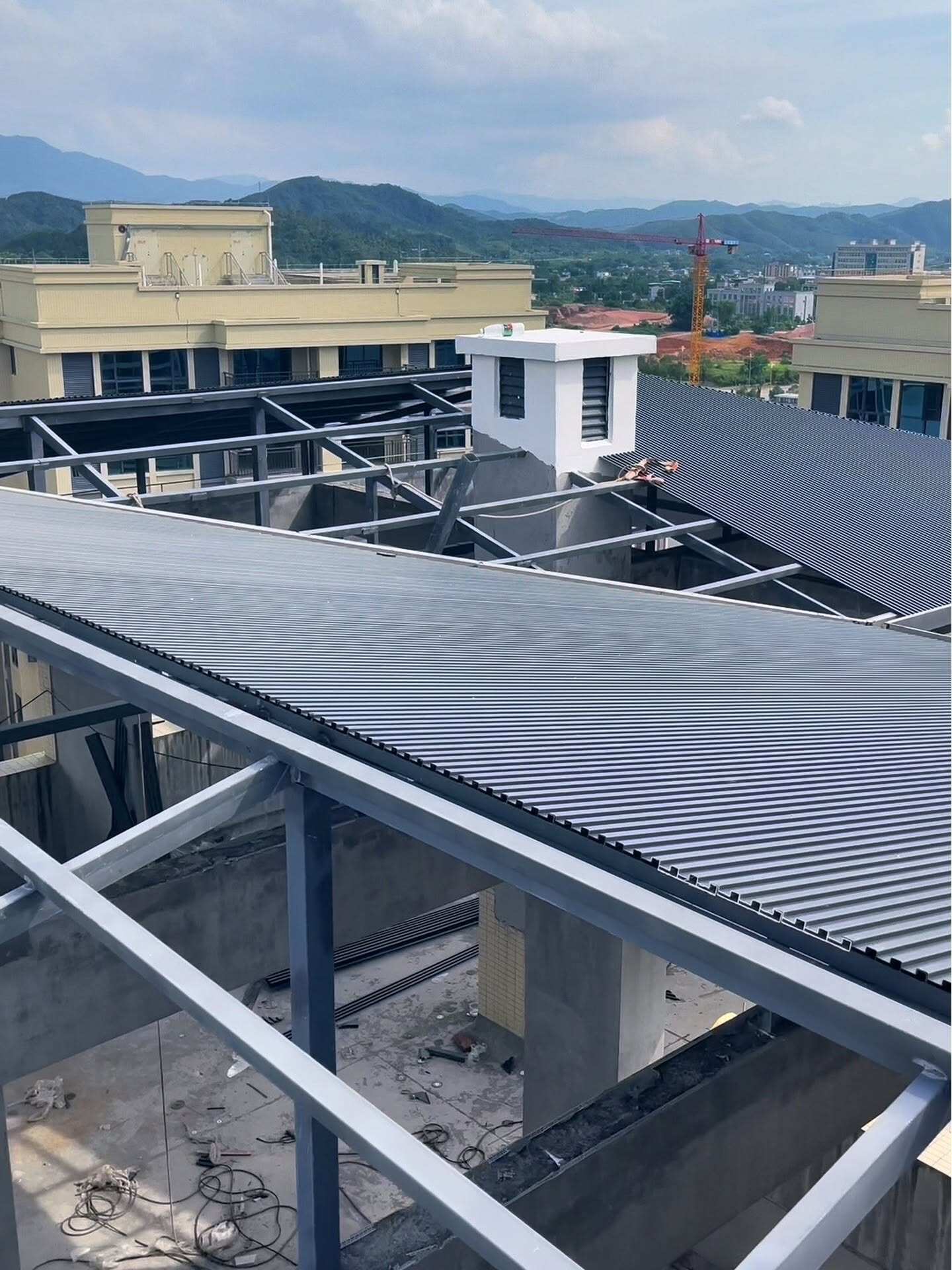 One-Stop Solution for Insulated Roofs 4