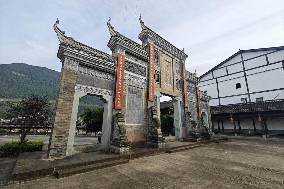 白衣古镇