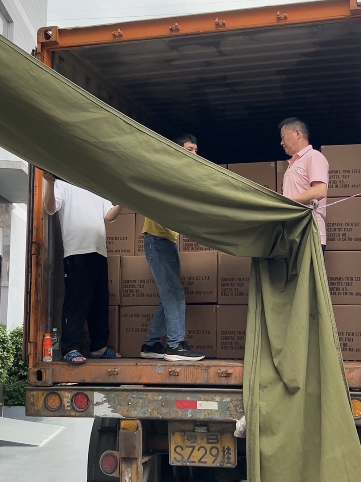 Container packing