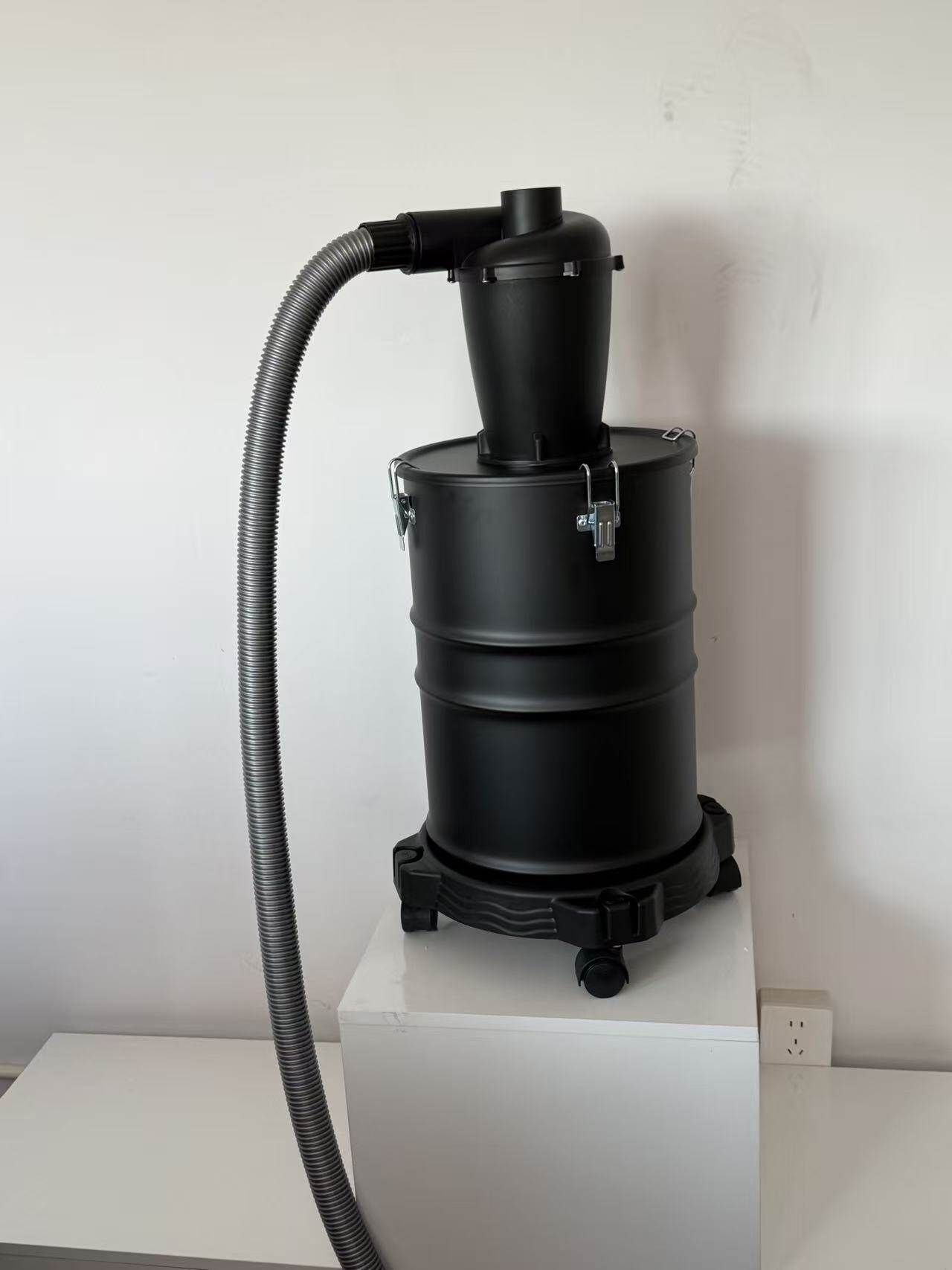 Black Cyclone Dust Separator with 30L Bucket, 2.5m ID38 Hose, Wheel Base & Reducer Adapter view 3