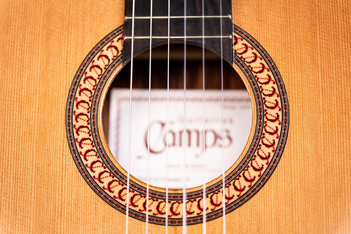 Camps 吉他音孔细节
