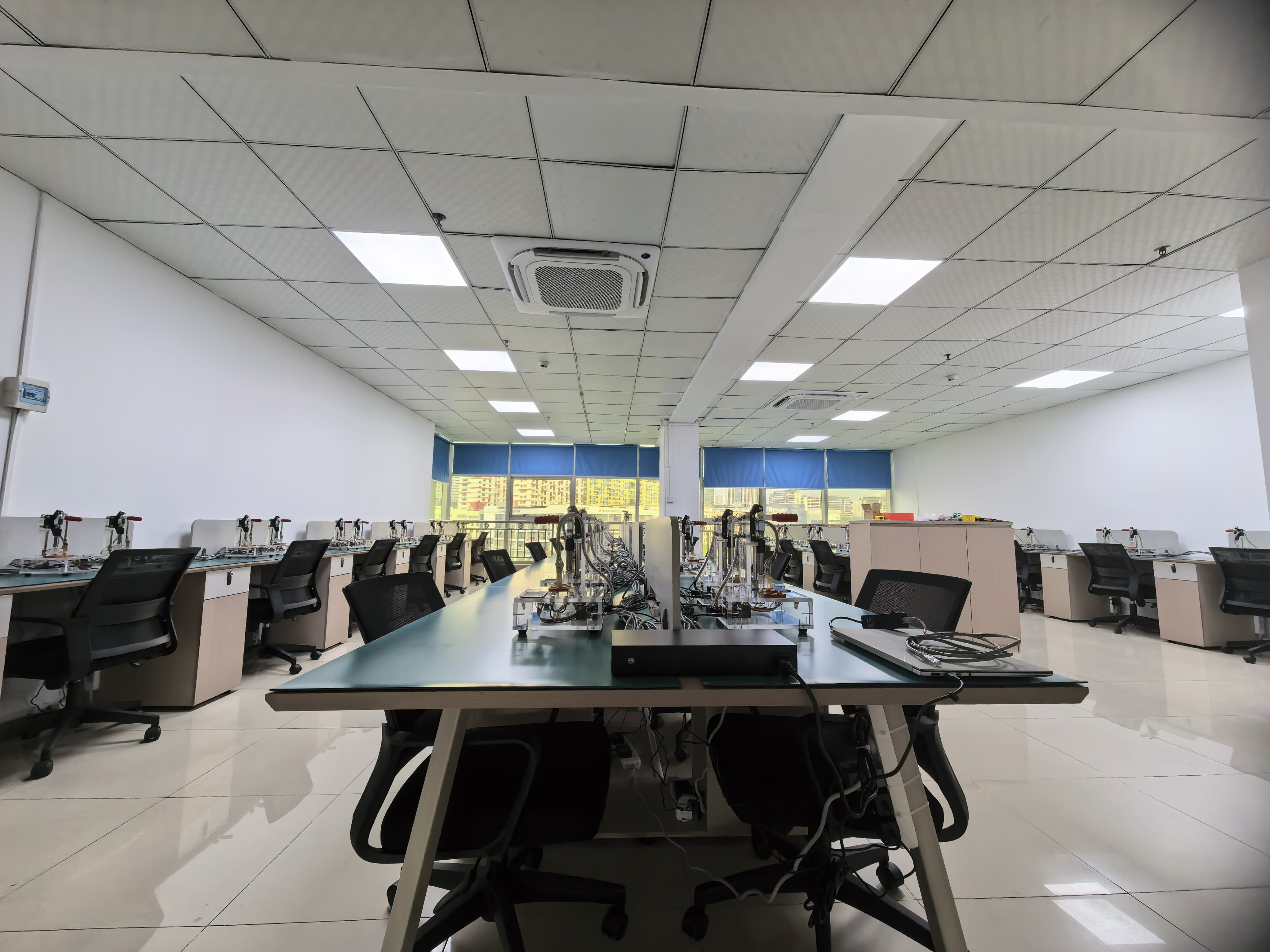Technical Support Lab