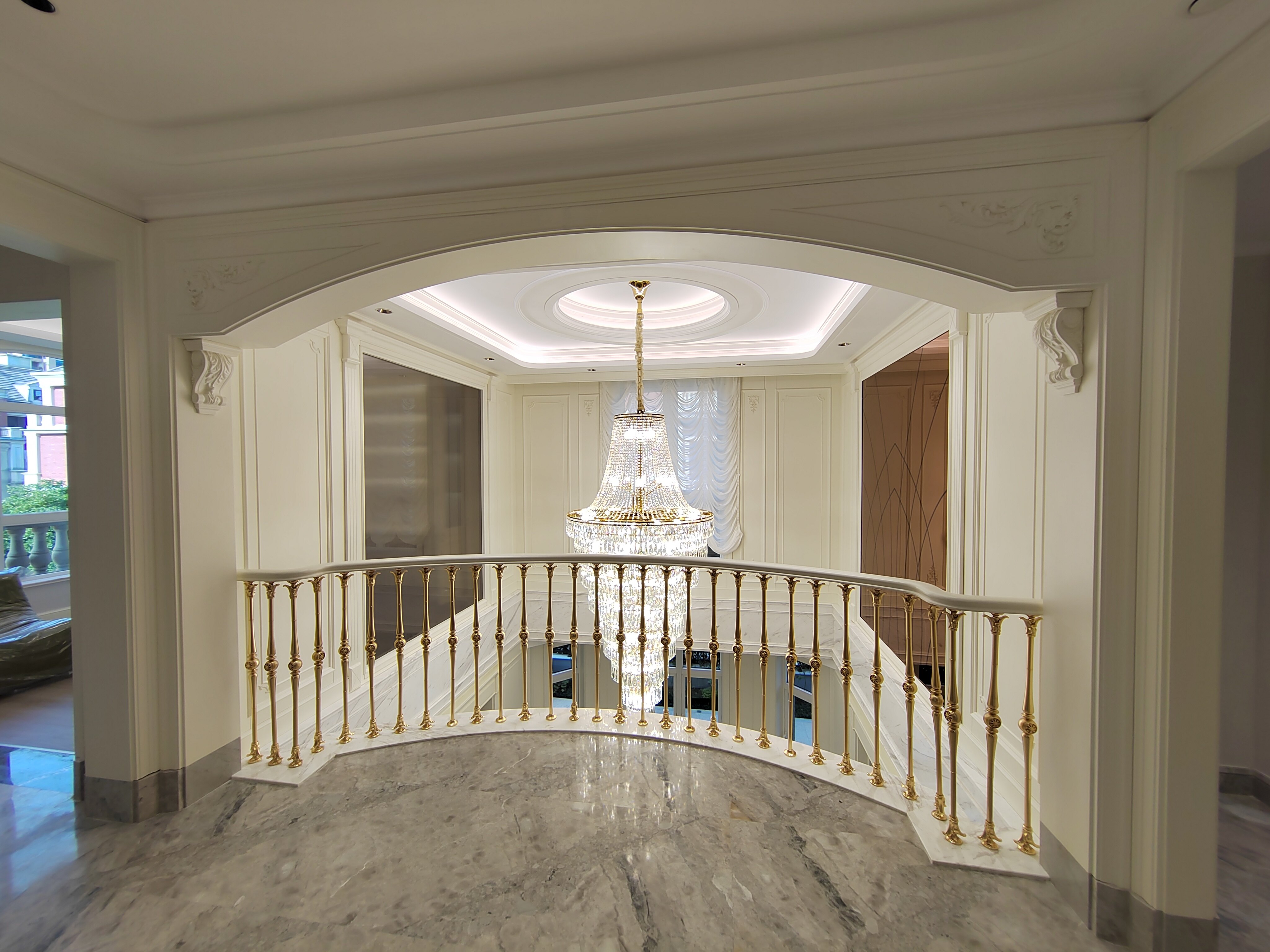Grand Villa Staircase