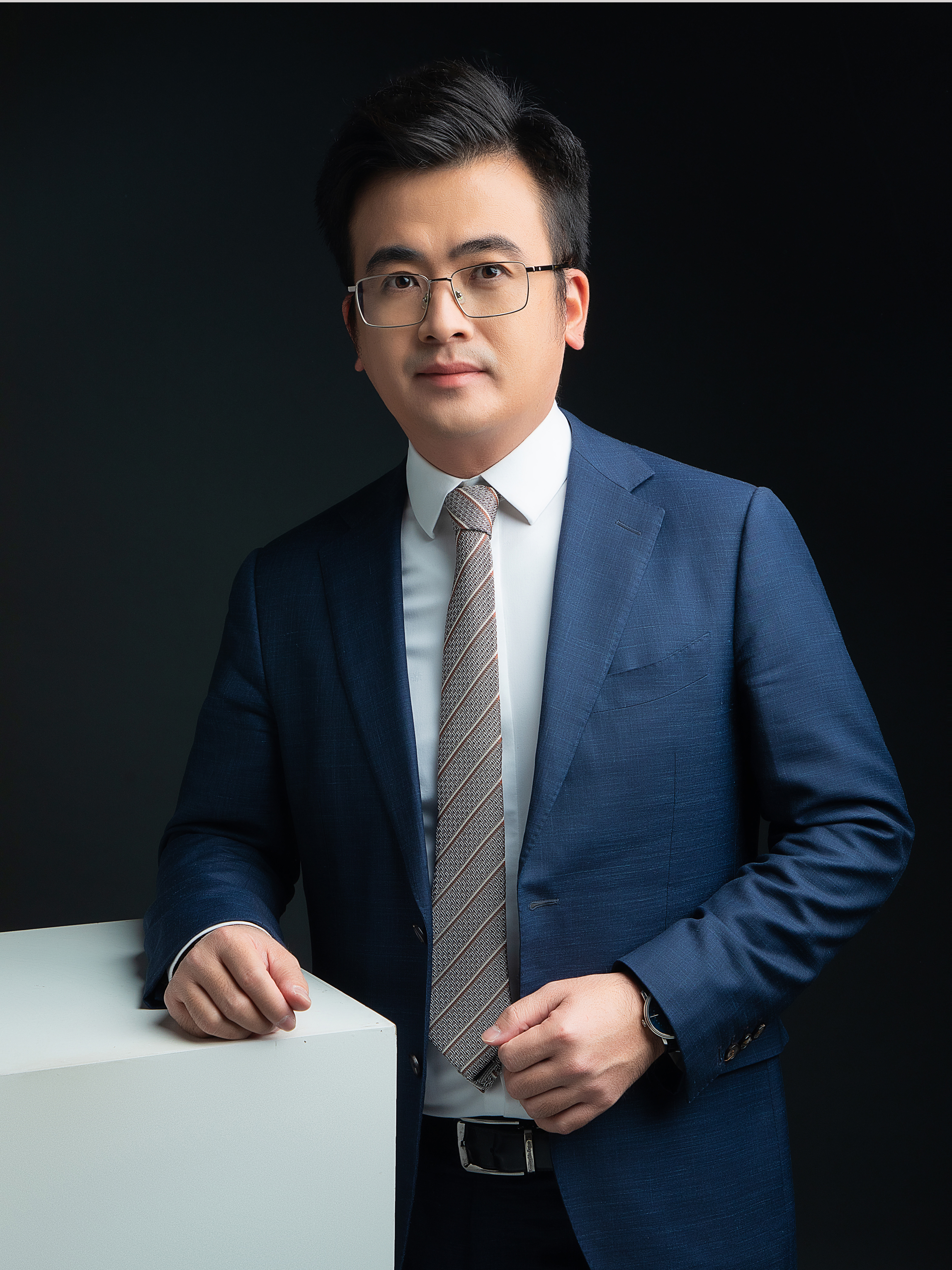 张烜墚 主任