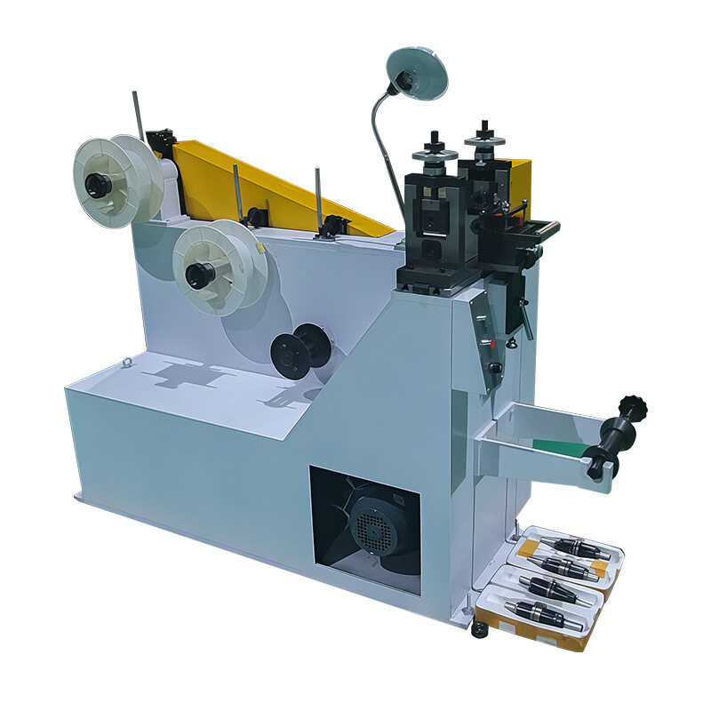 SLITTING MACHINE