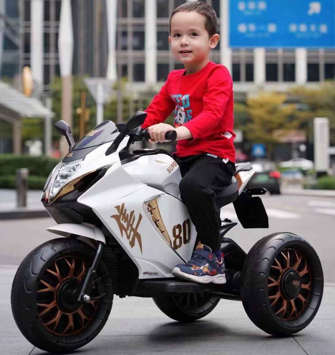 BDL-1688 Kids Electric Car 2