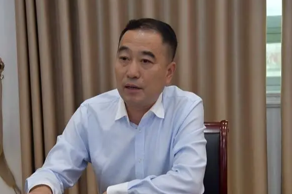 李局长