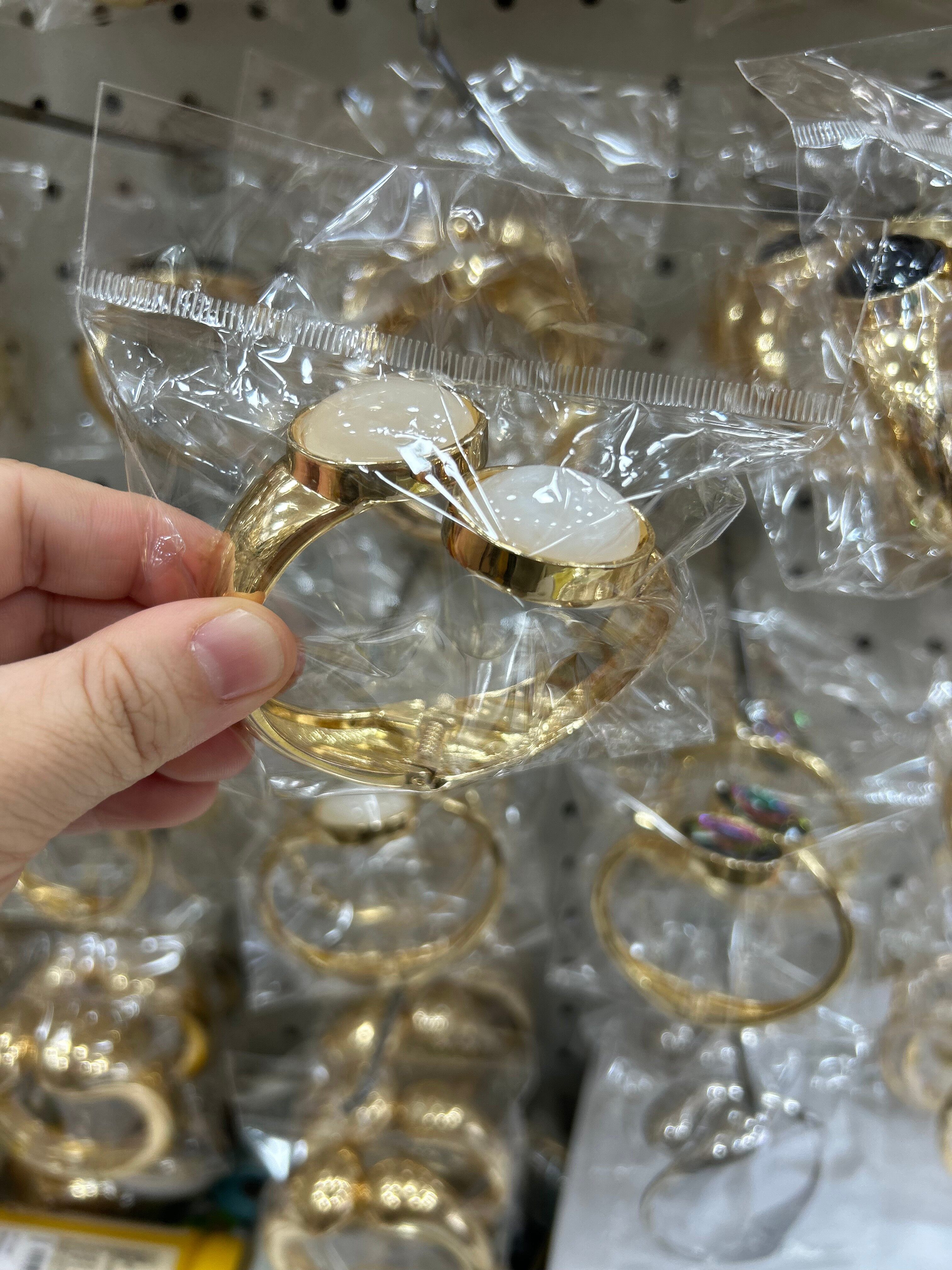 Zircon alloy coarse bangle