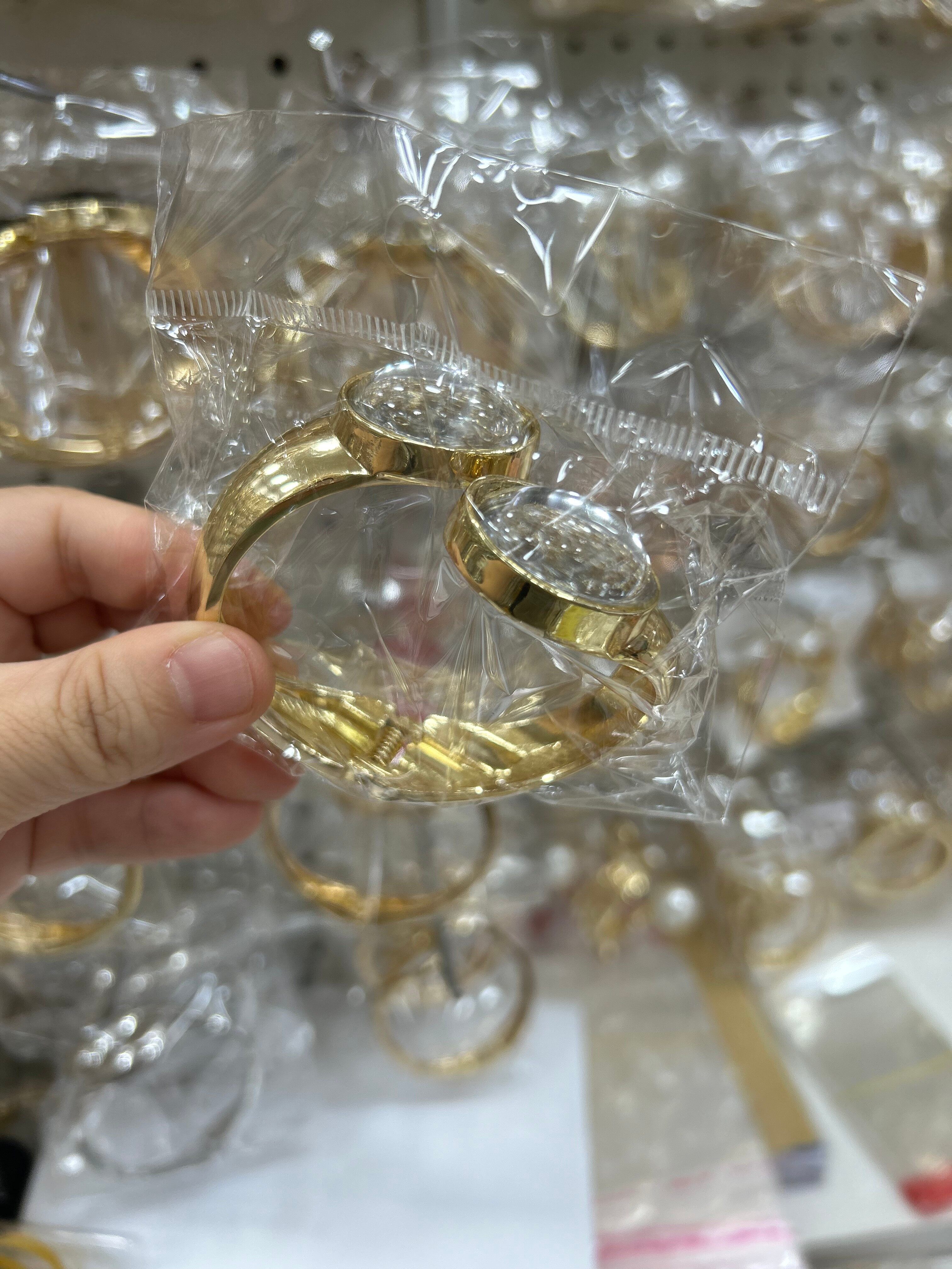 Zircon alloy coarse bangle