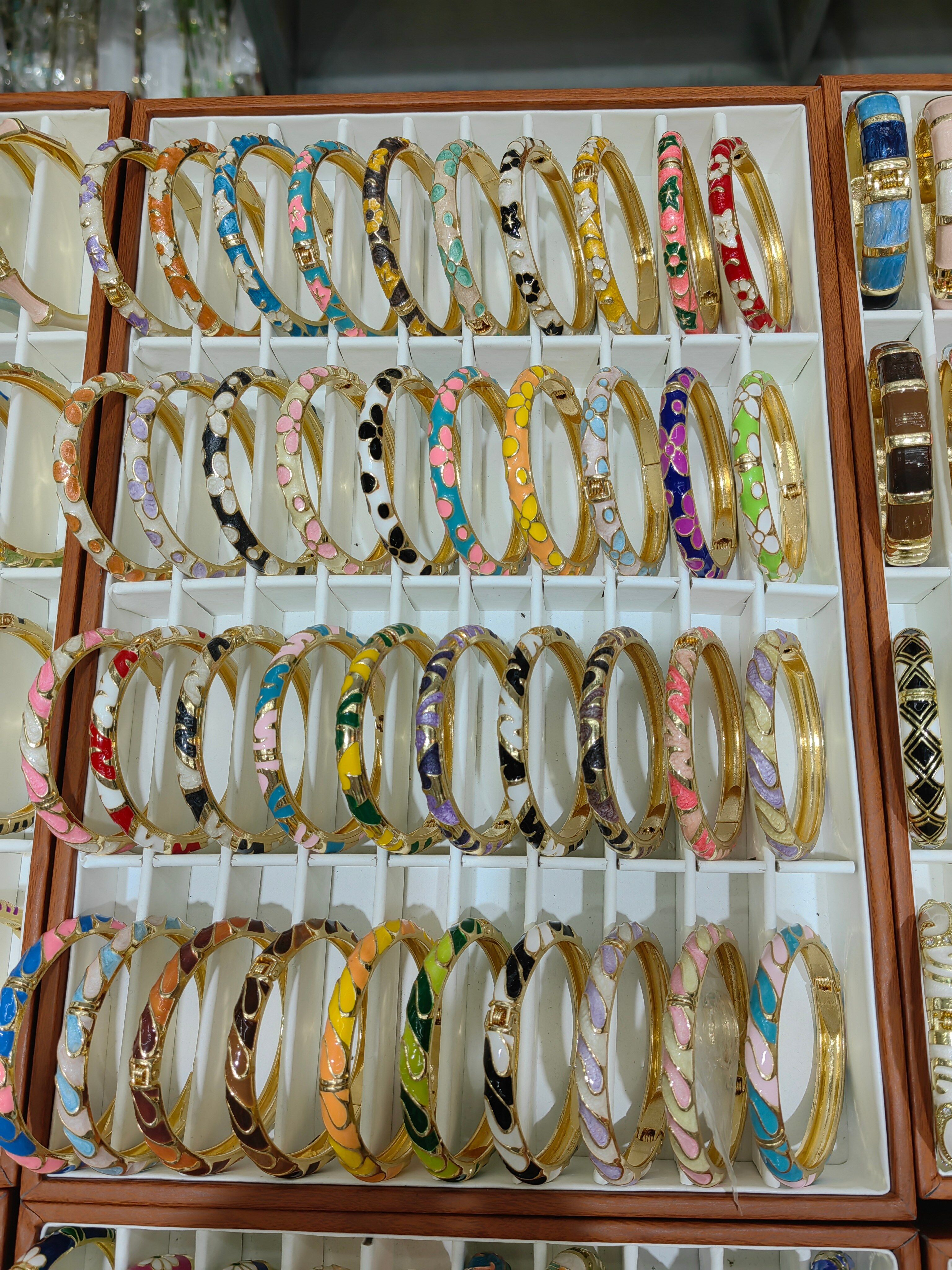 Enamel bracelet  / 1 pcs price