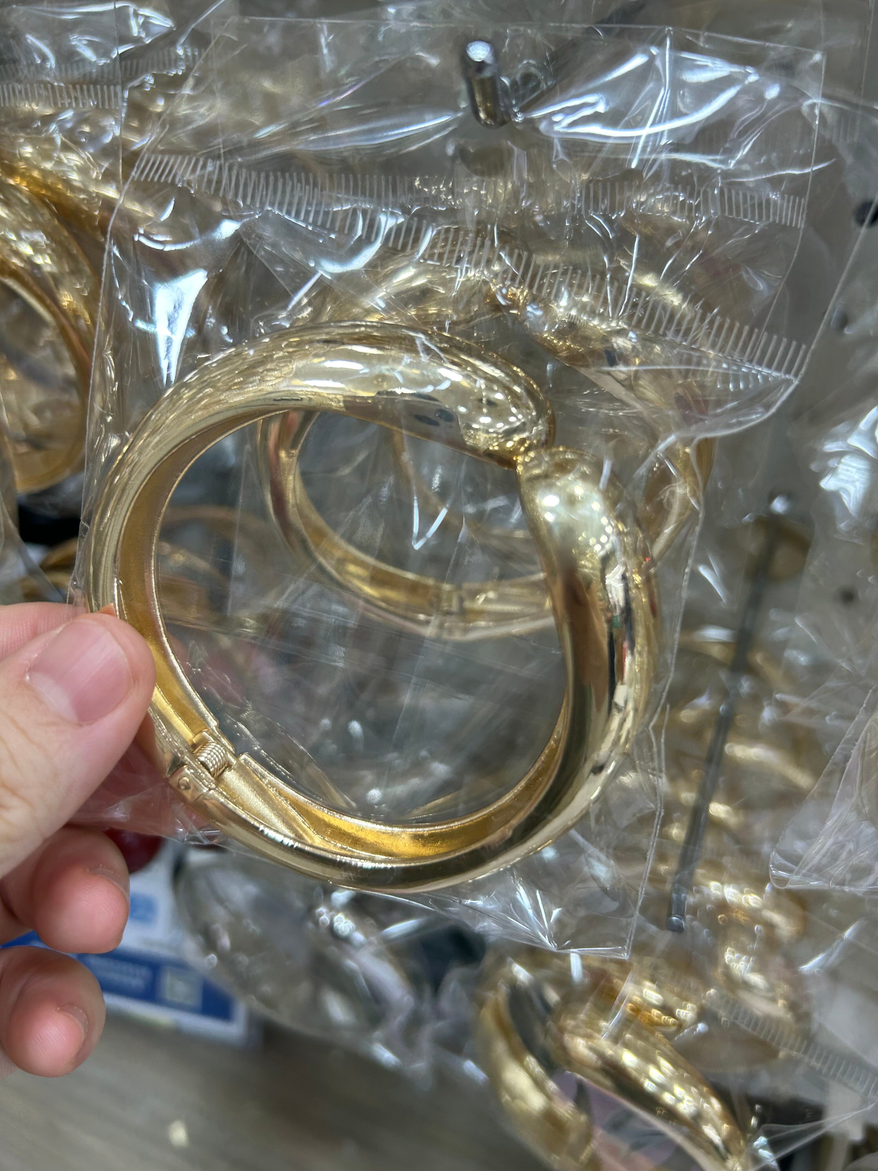 Zircon alloy coarse bangle