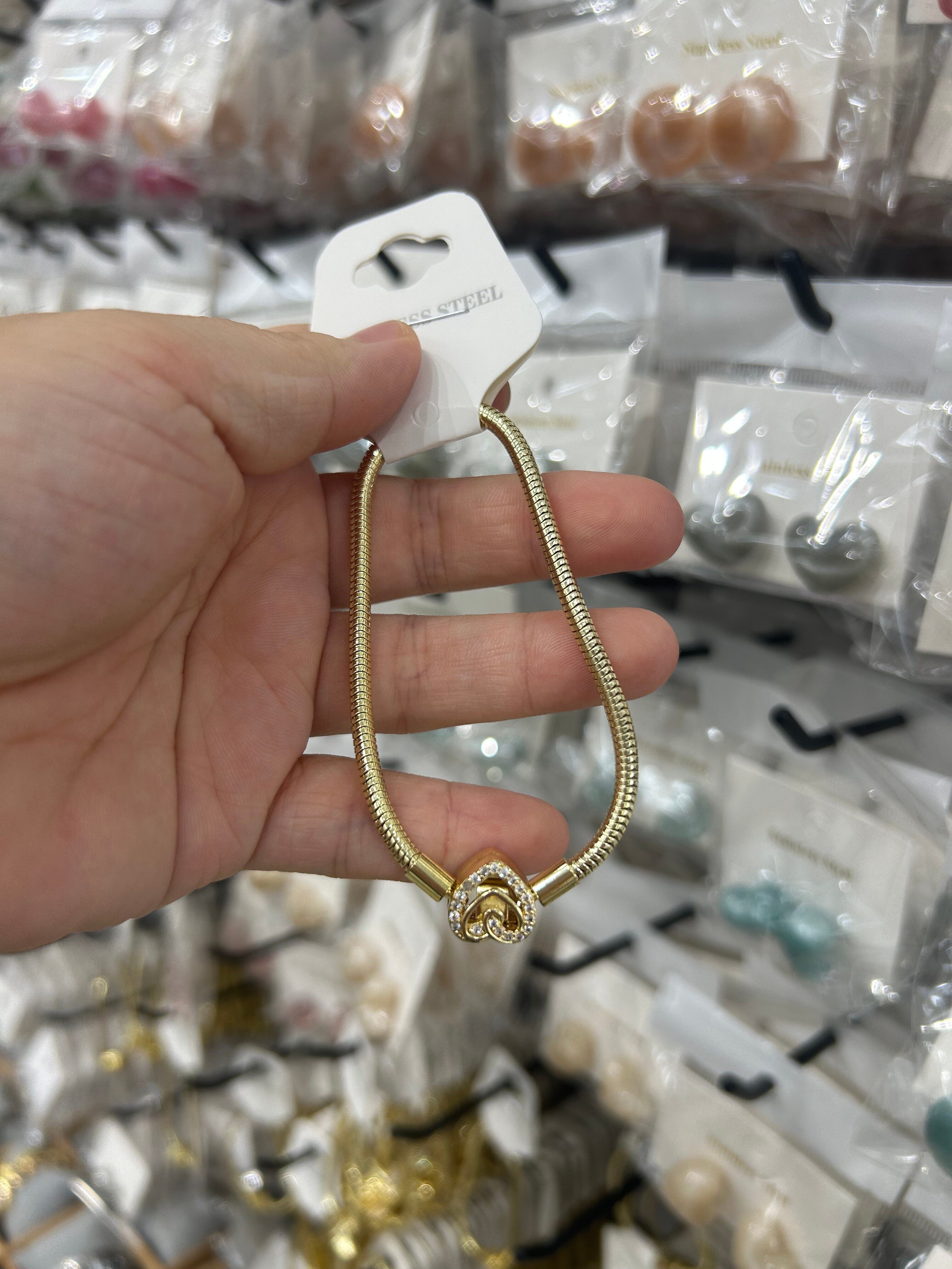Stainless steel minimalist bracelet