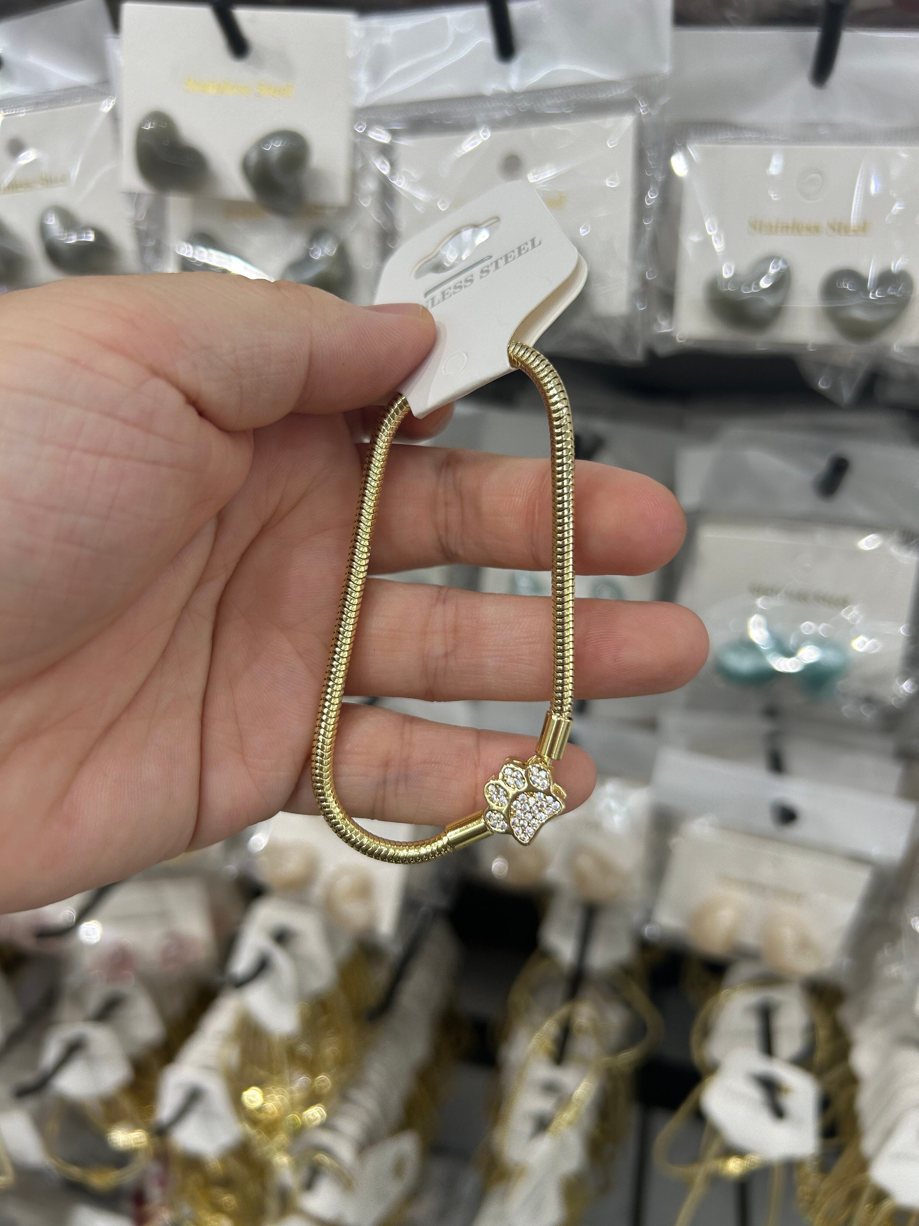 Stainless steel minimalist bracelet