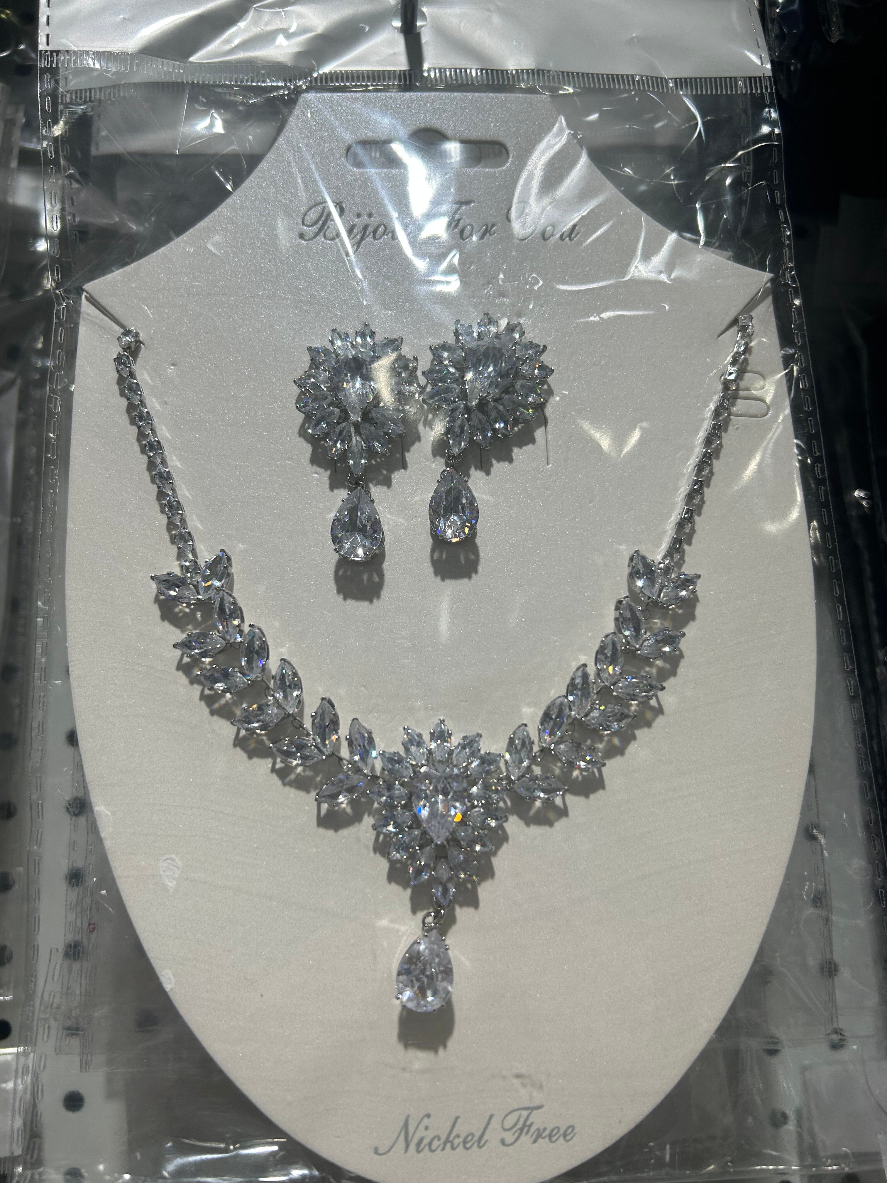 Zircon necklace+earring set
