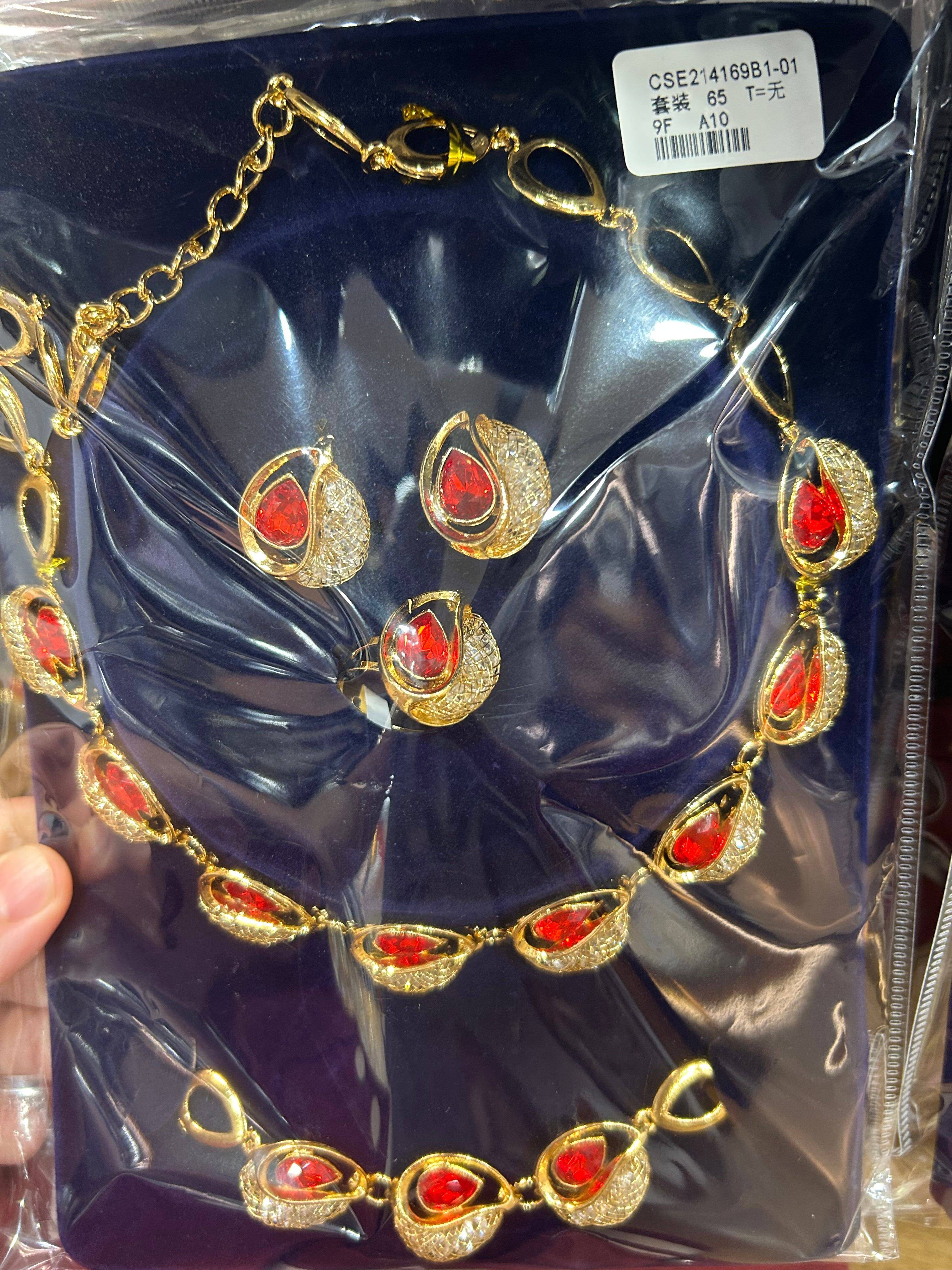Copper high-quality jewelry set