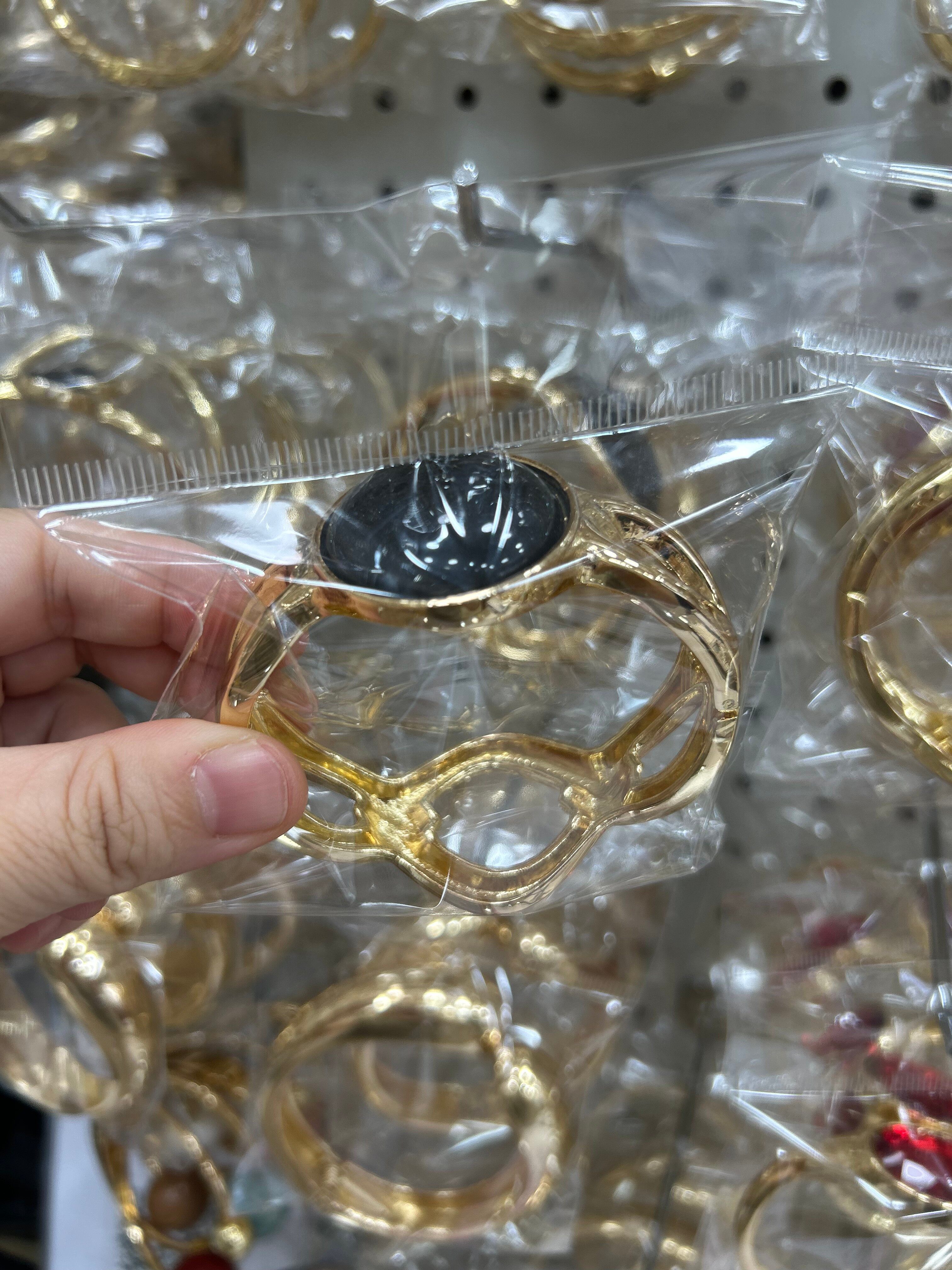 Zircon alloy coarse bangle