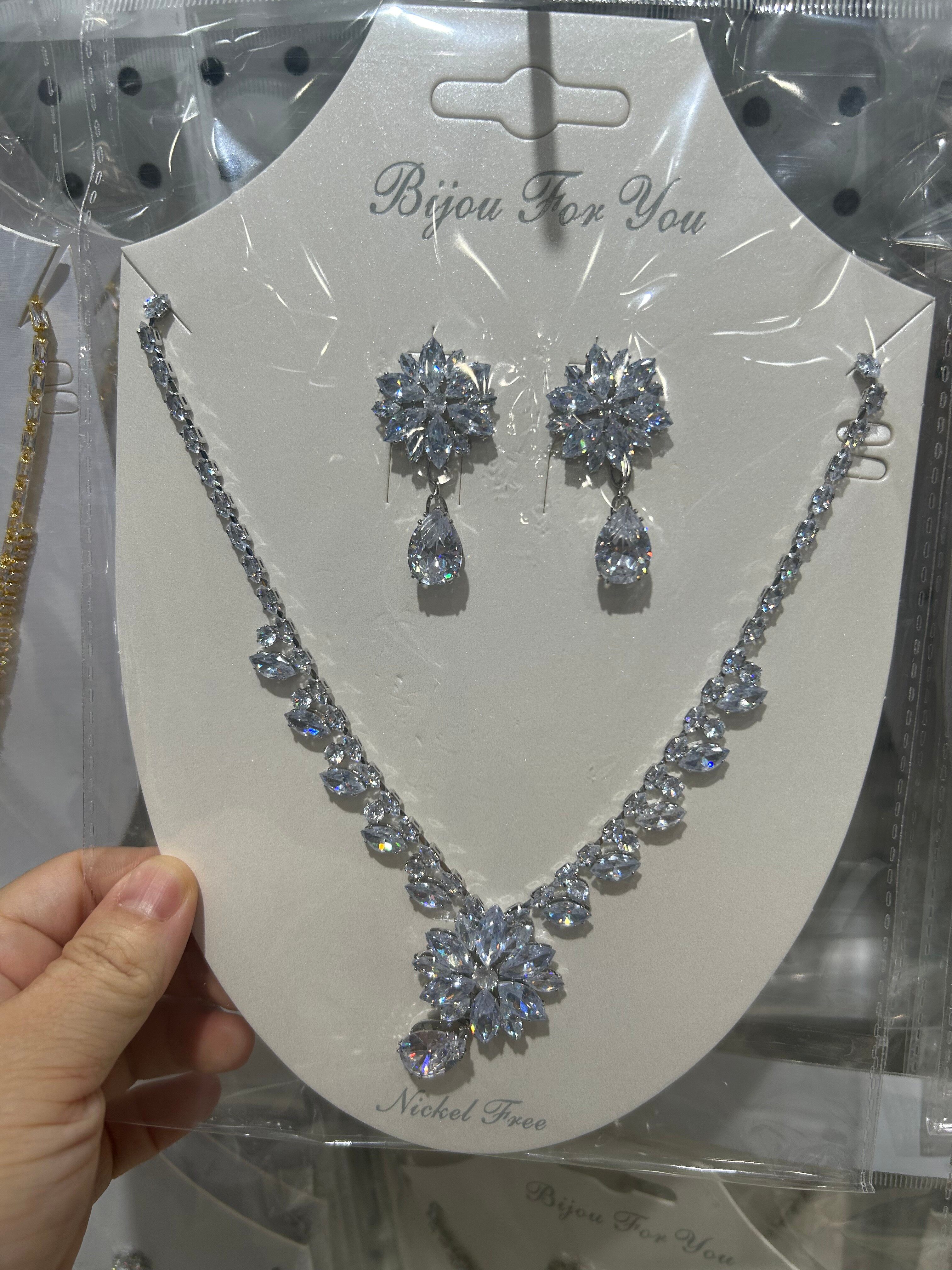 Zircon necklace+earring set
