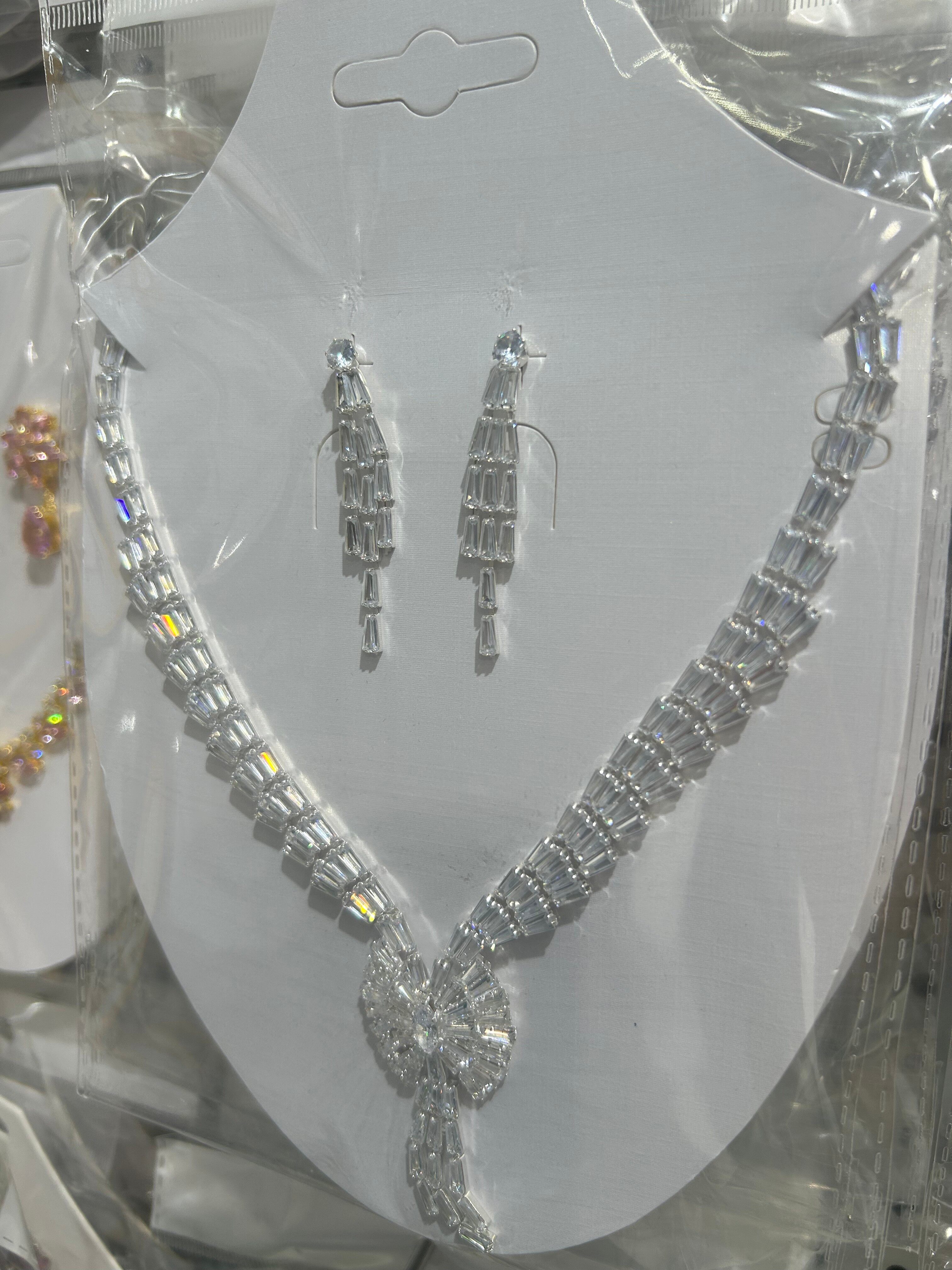 Zircon necklace+earring set